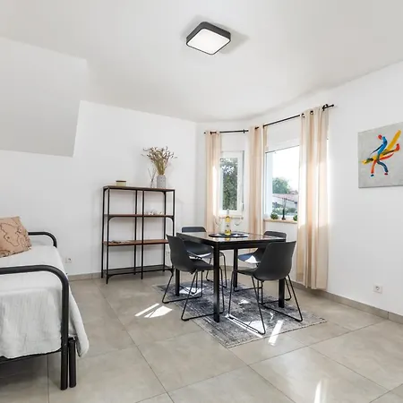 In Barbariga-apartment 2 アパート