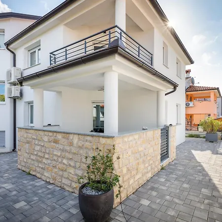 In Barbariga-apartment 2 Διαμέρισμα *