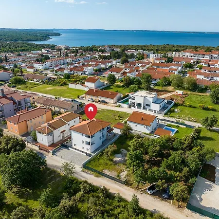 In Barbariga-apartment 2 Διαμέρισμα